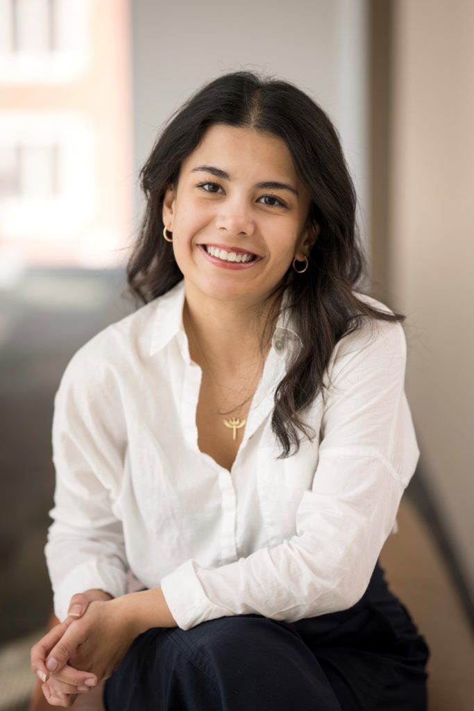 Headshot of Zisan Ozdemir.